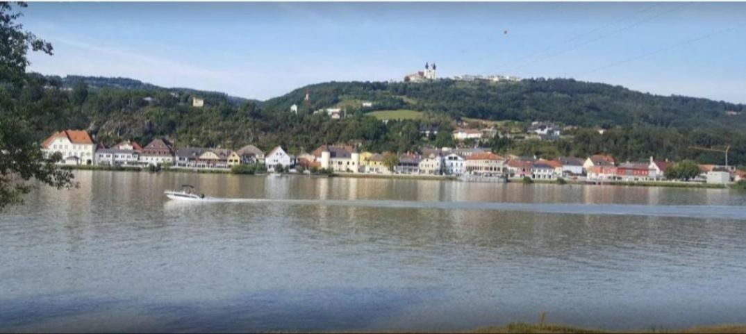Apartment An Der Donau Krumnussbaum Kültér fotó